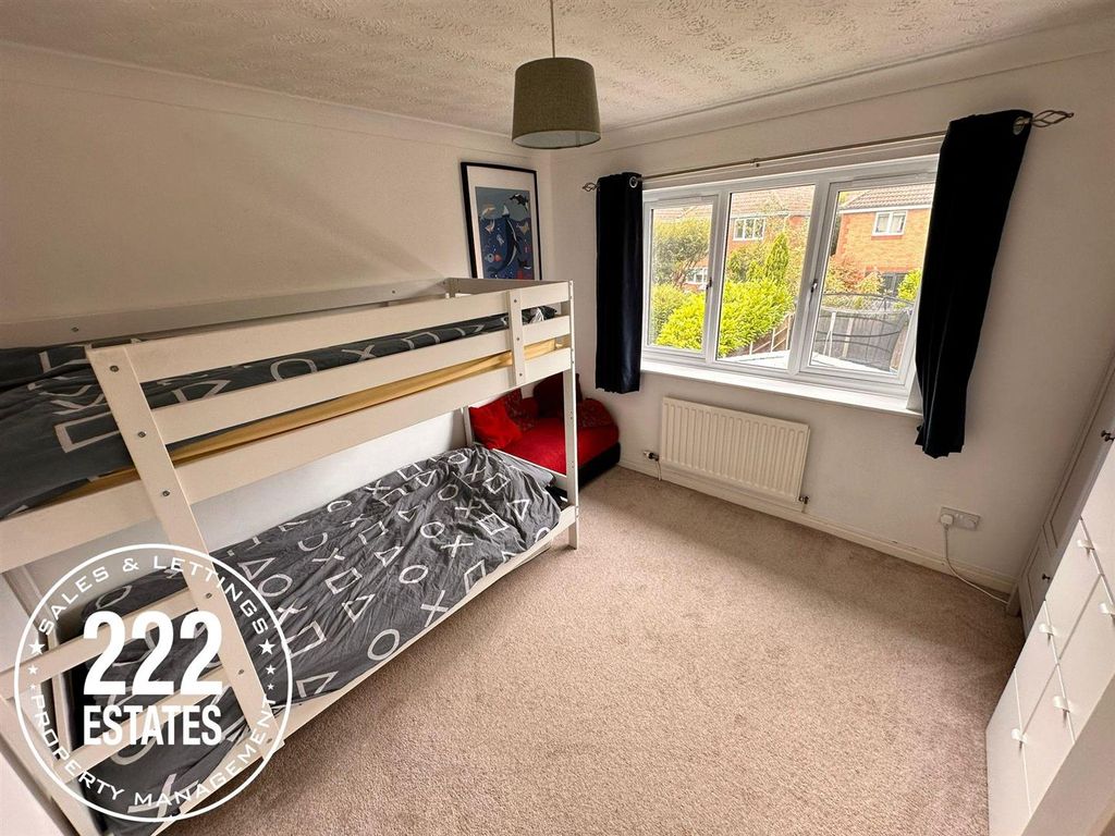 Property photo 3 of 28