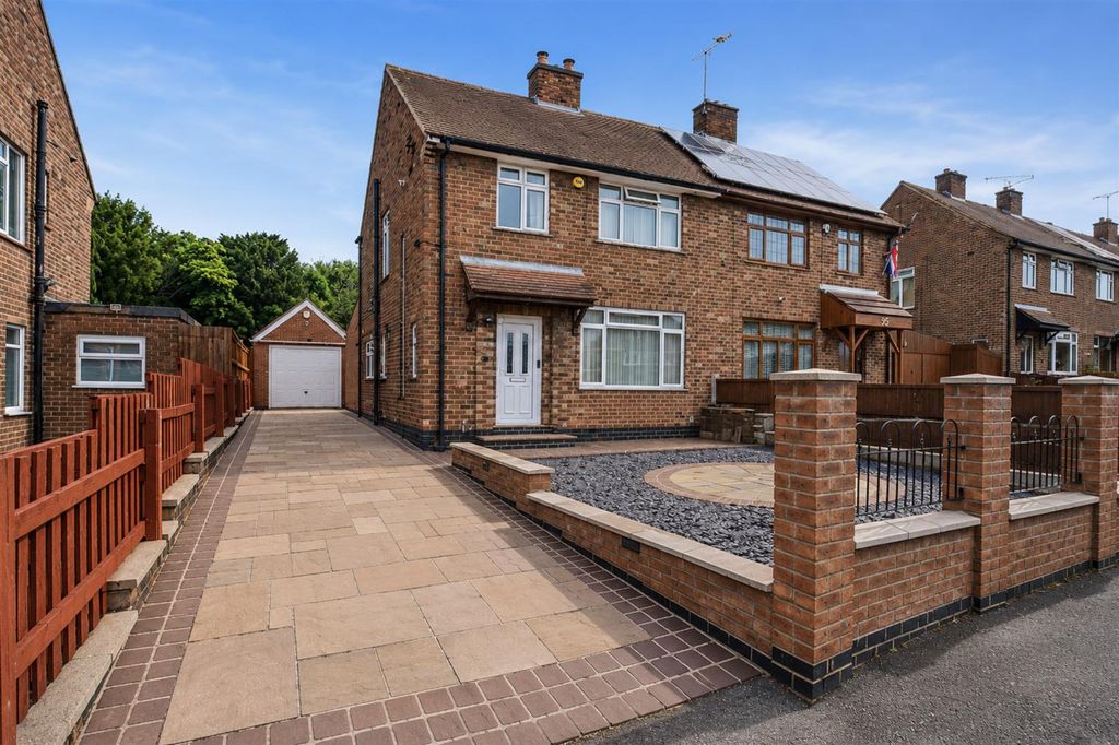 Property photo 1 of 29