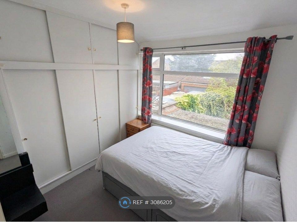 Property photo 3 of 10 2nd Double Bedroom