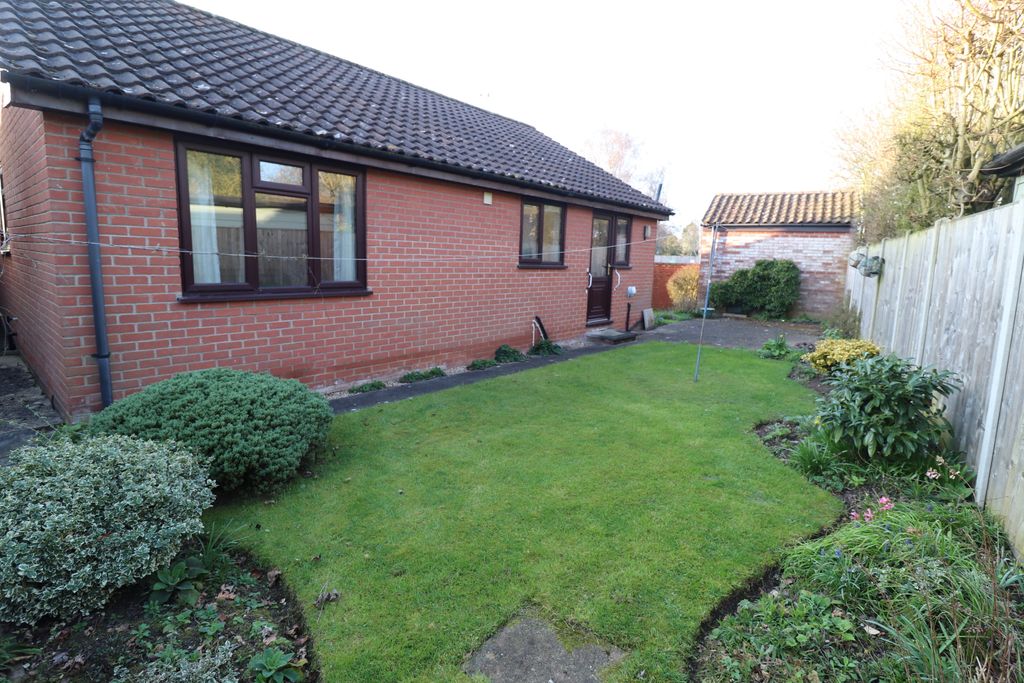 Property photo 2 of 15