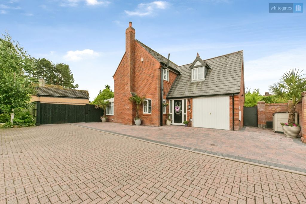Property photo 1 of 34 Pbox-Img.Jpg