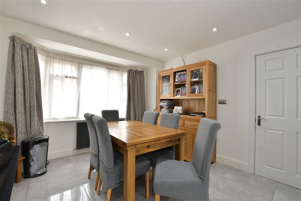 Property photo 2 of 14 Dining Area