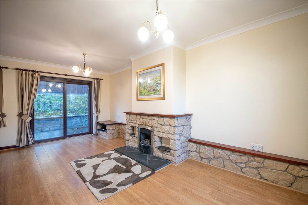 Property photo 2 of 24 Picture No. 06