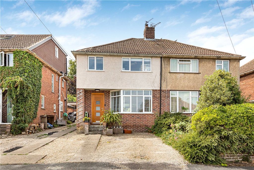 Property photo 1 of 18 Picture No. 17