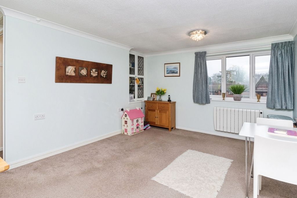 Property photo 3 of 12 Pbox-Img.Jpg