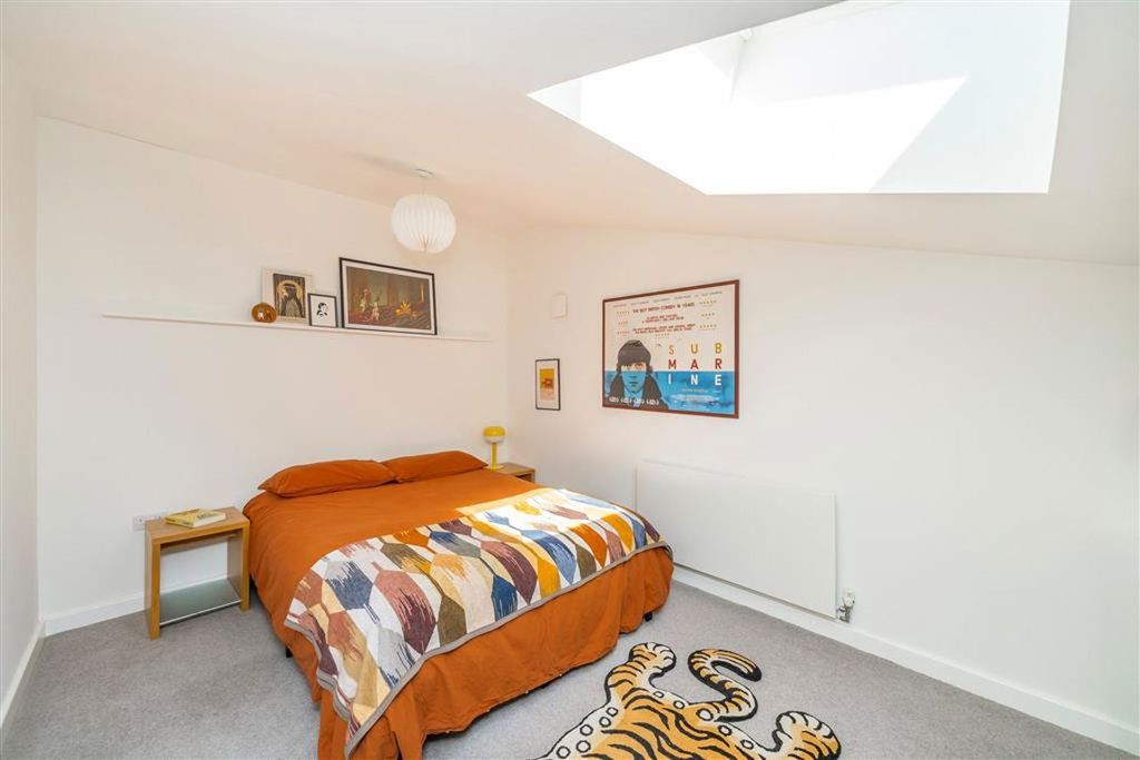 Property photo 2 of 8