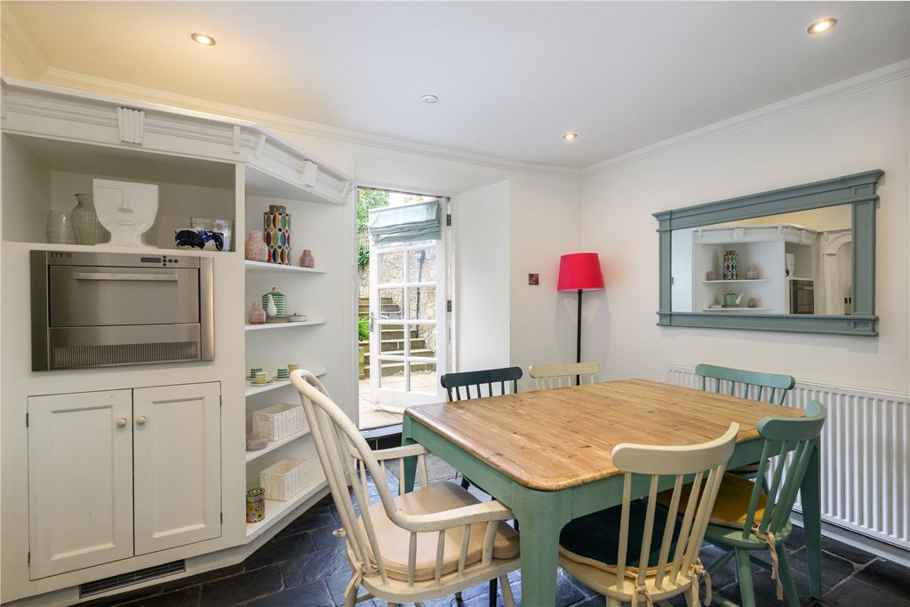 Property photo 2 of 29 Dining Room