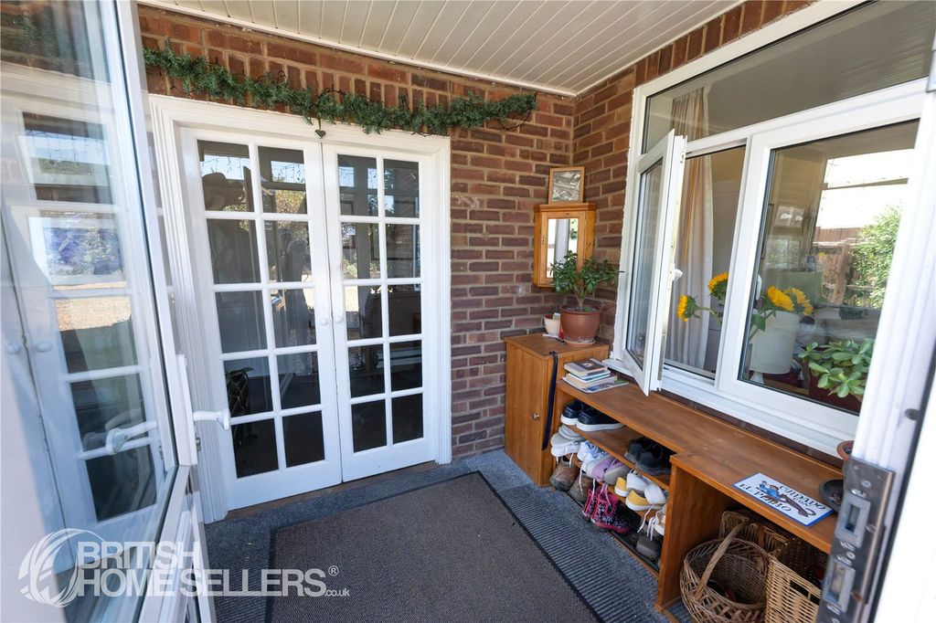 Property photo 2 of 31 2