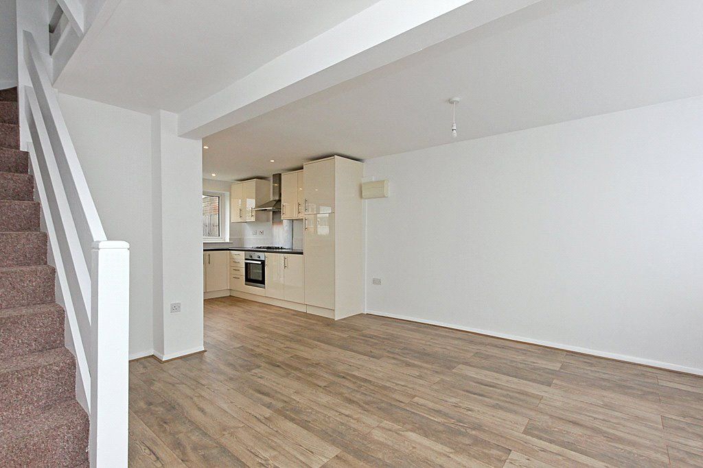Property photo 3 of 22 Picture No. 04