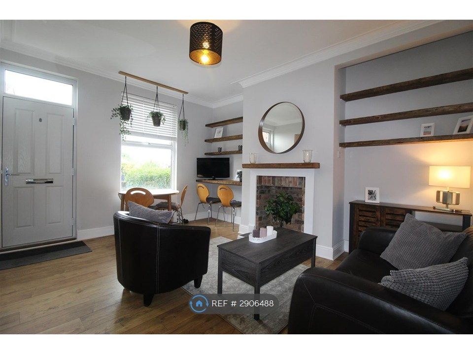 Property photo 3 of 11