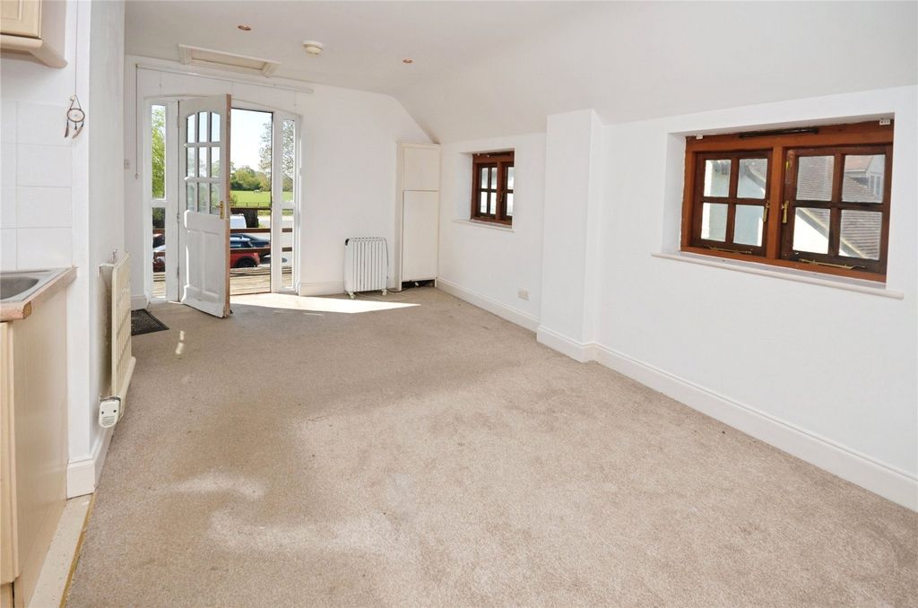 Property photo 3 of 15 Picture No. 26