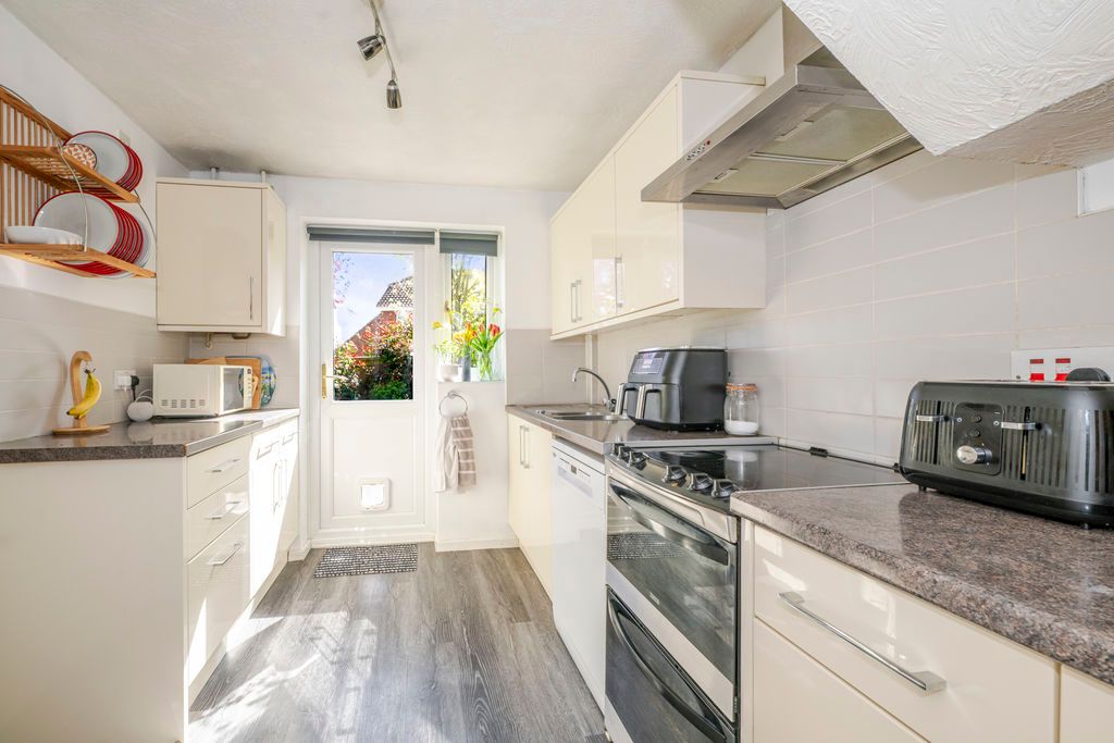 Property photo 3 of 21 Photo 11