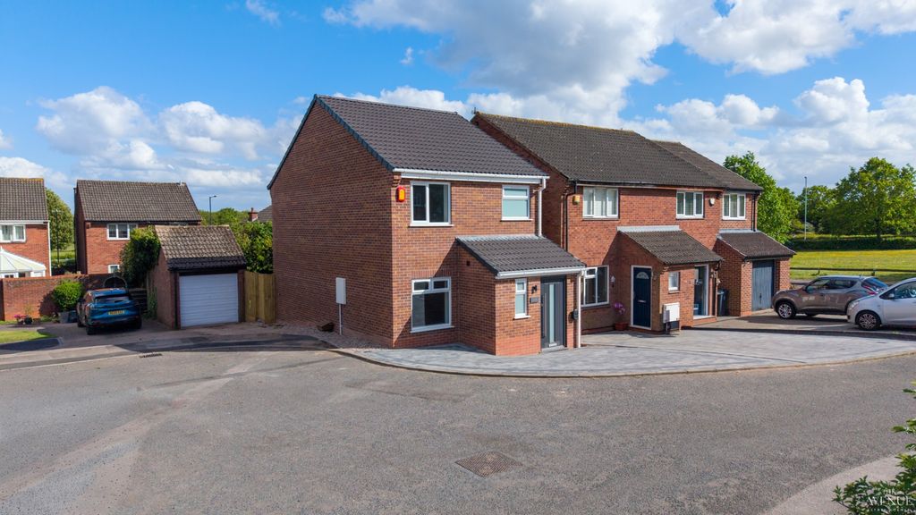 Property photo 2 of 27 5057053