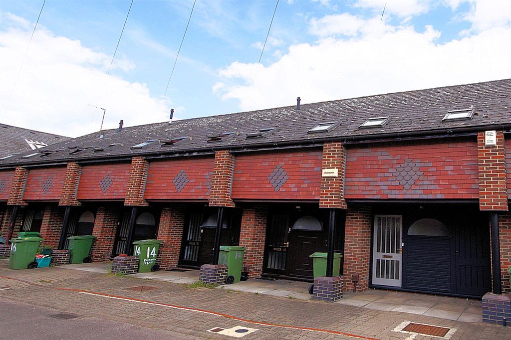 Property photo 1 of 8 External A.Jpg