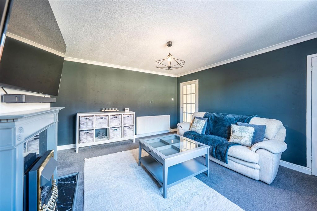 Property photo 3 of 33 Dsc07280-Hdr.Jpg