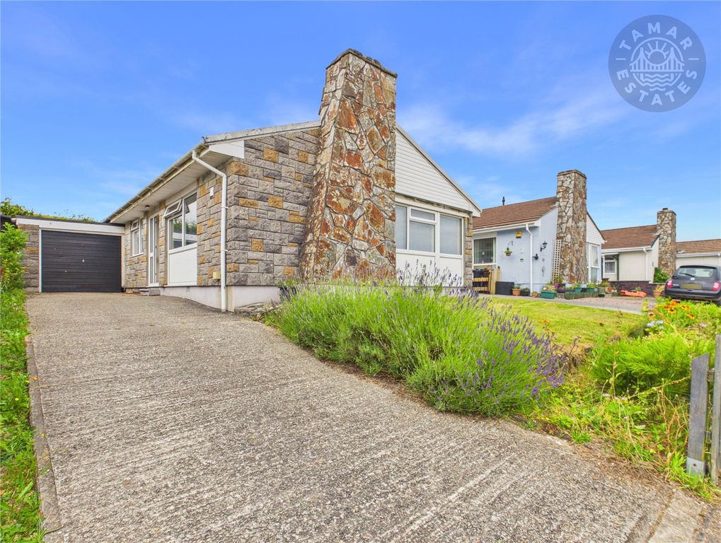 Property photo 1 of 13 Front Aspect