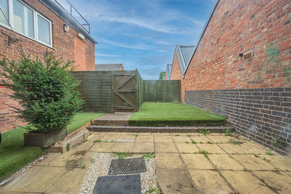 Property photo 3 of 7