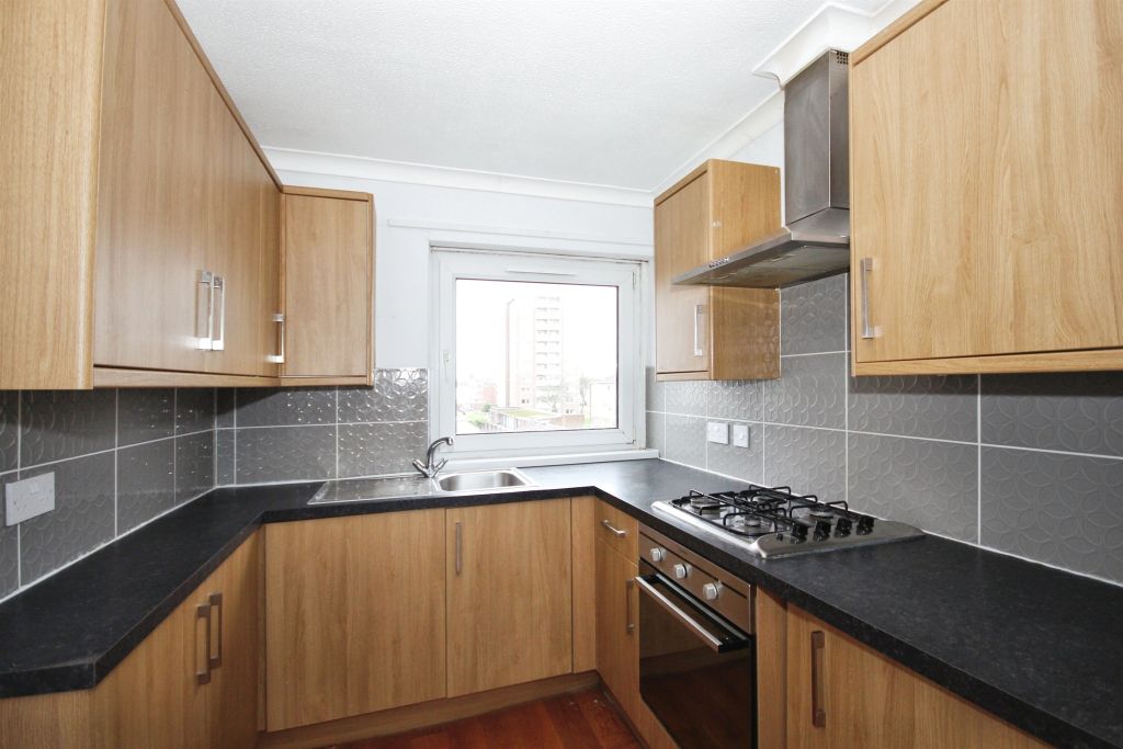 Property photo 3 of 7