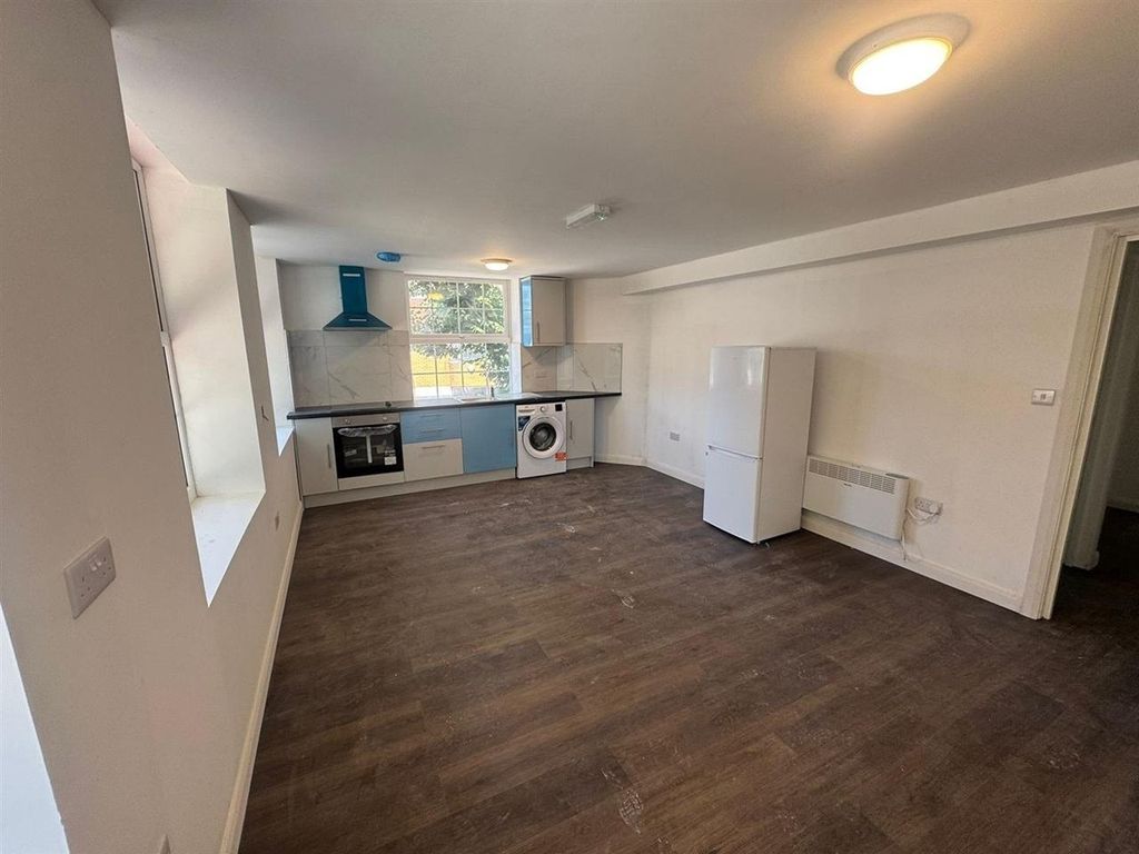 Property photo 1 of 4 1 Bed Flat For Rent