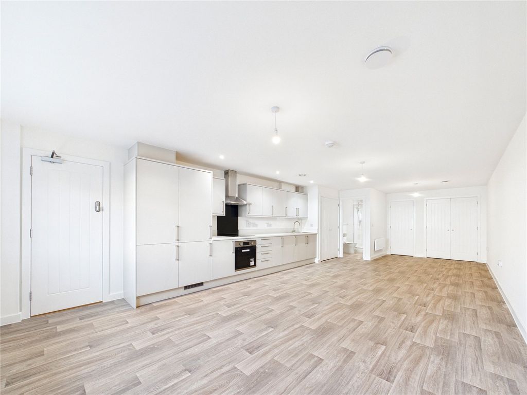 Property photo 1 of 8 Picture No. 04