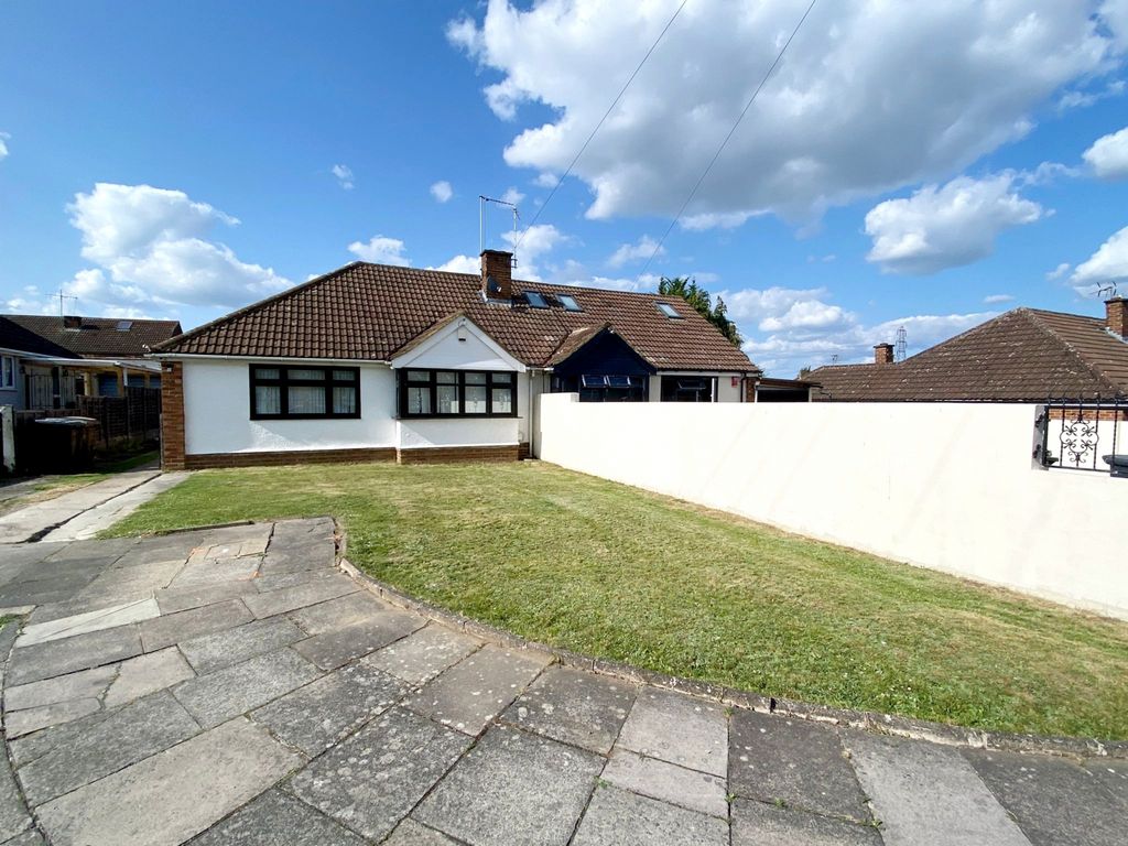 Property photo 1 of 14 2 Bedroom Bungalow For Sale