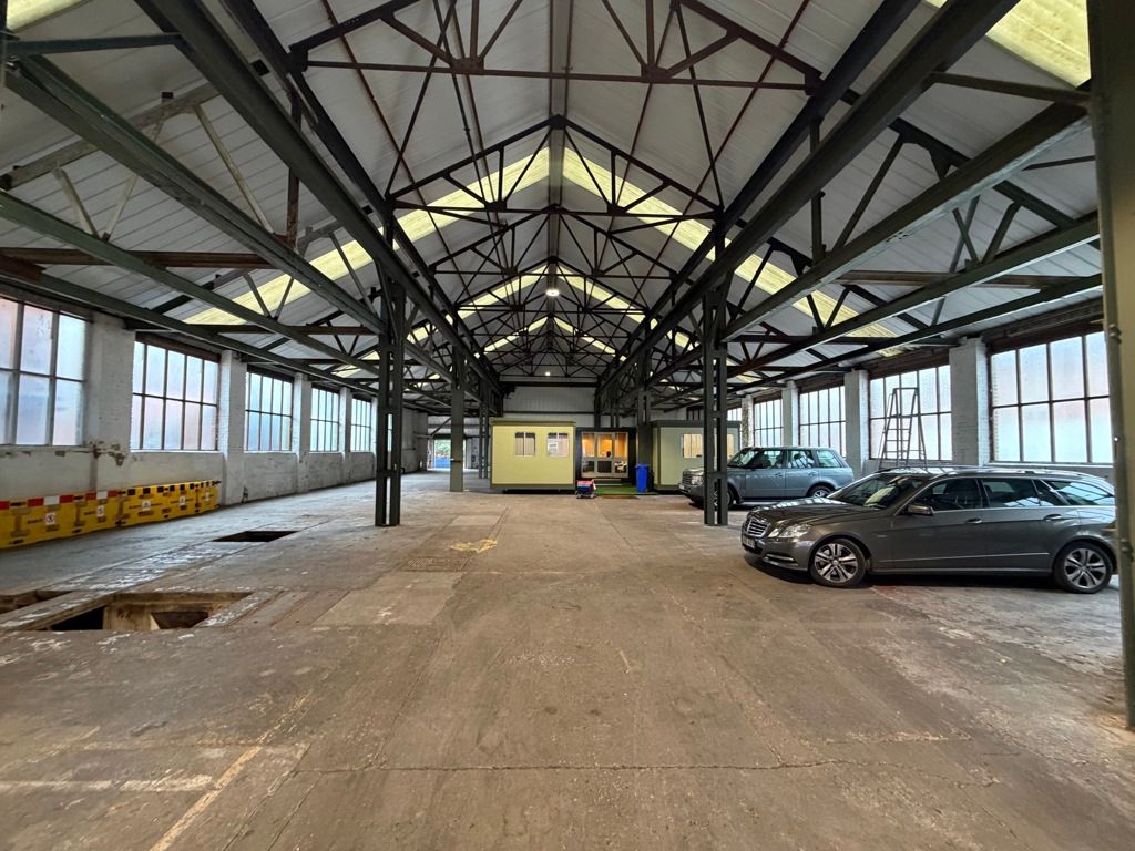 Property photo 2 of 11 Photo 17