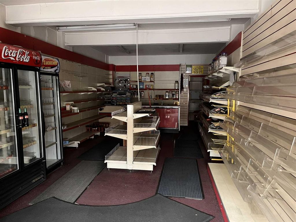 Property photo 1 of 5