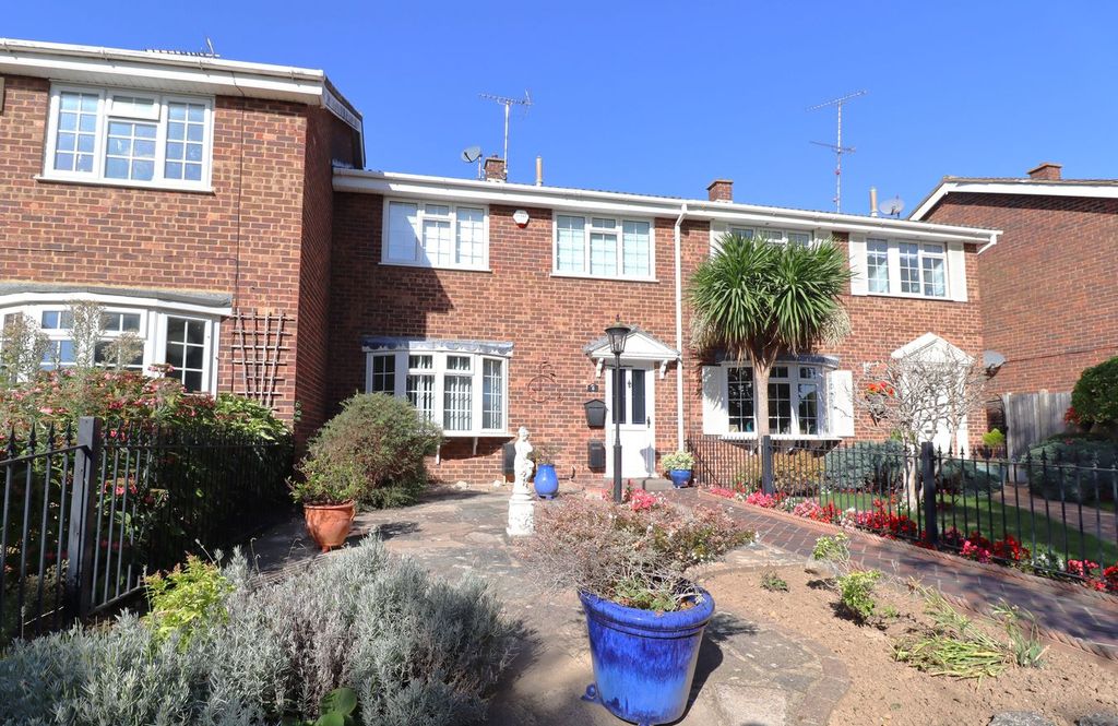 Property photo 1 of 16