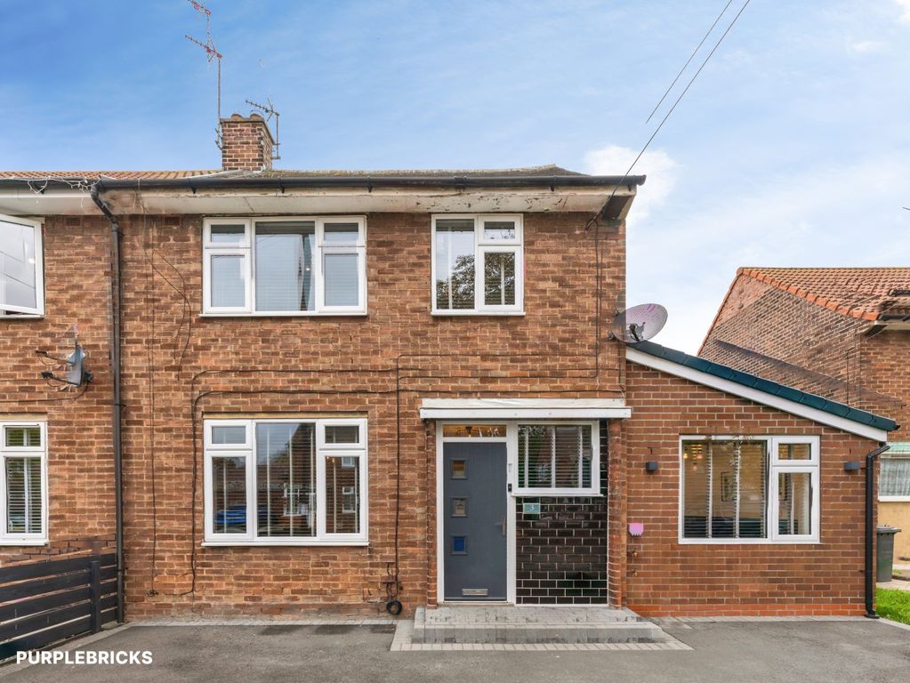 Property photo 1 of 32