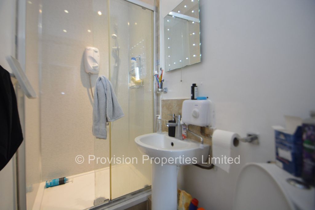 Property photo 2 of 4 Photo