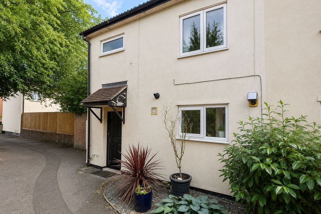 Property photo 1 of 22