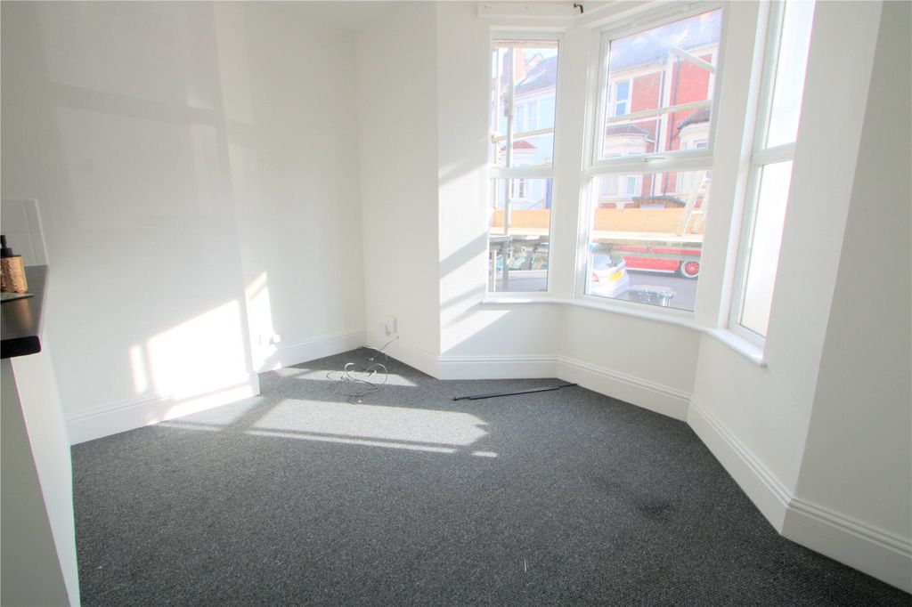 Property photo 2 of 6 Picture No. 07