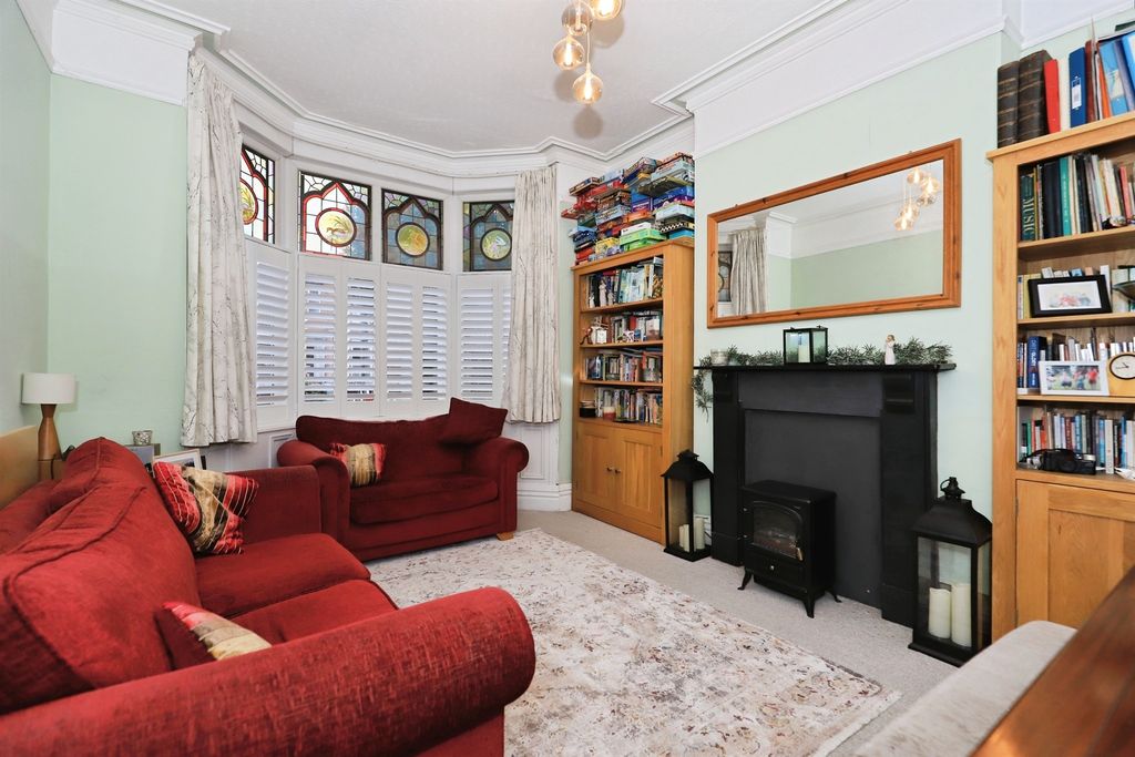 Property photo 3 of 20