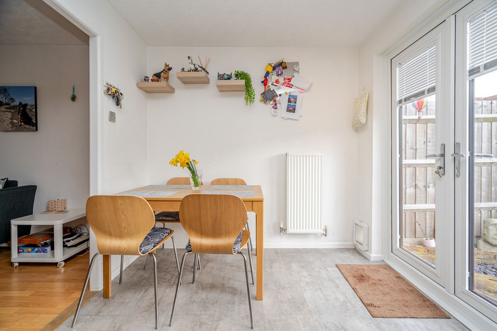 Property photo 3 of 15