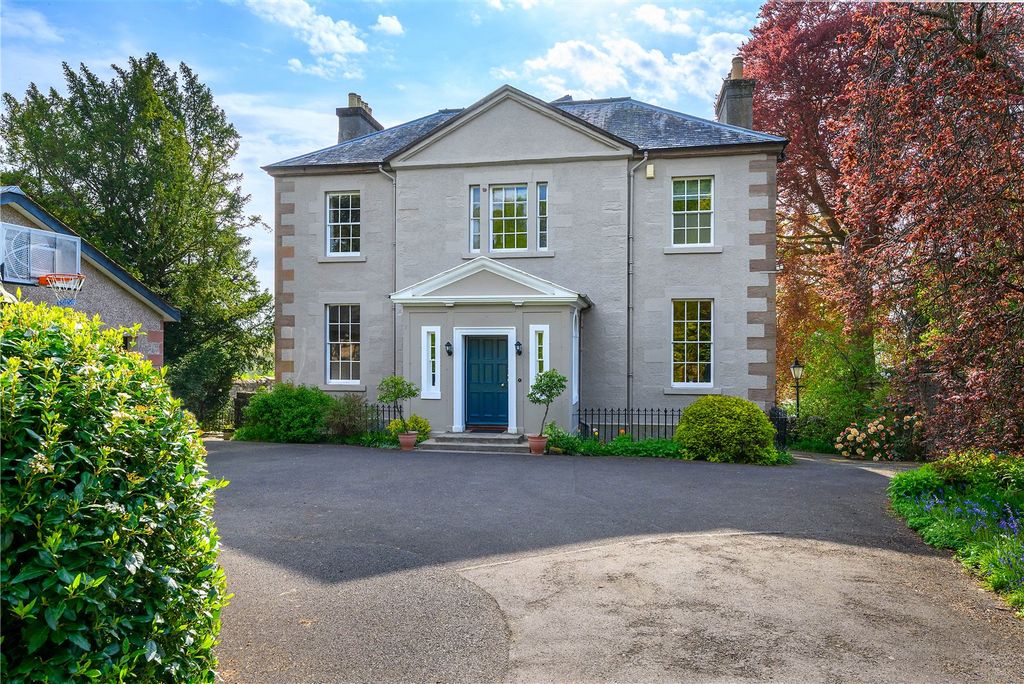 Property photo 3 of 33 Earnoch