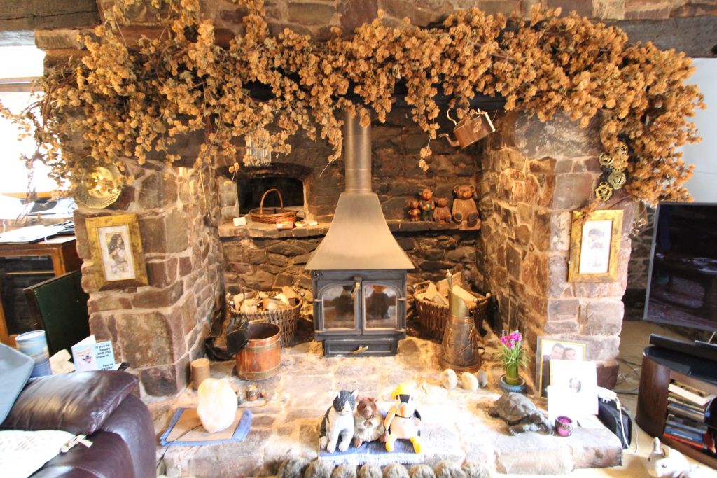 Property photo 3 of 24