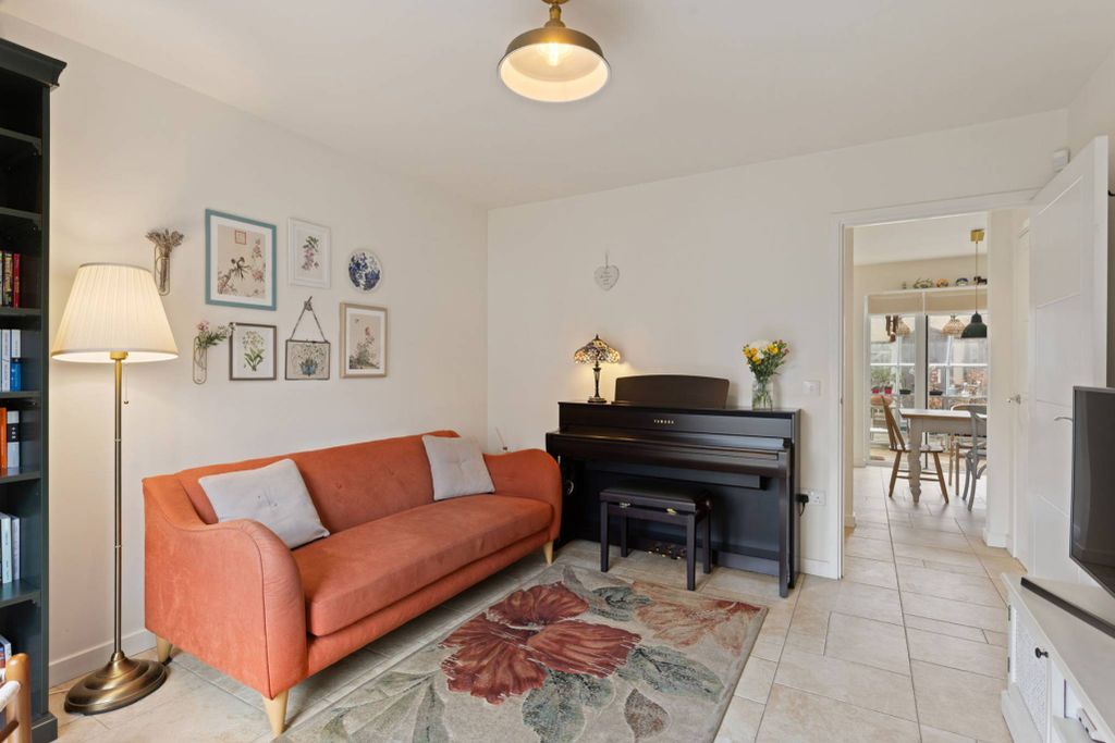 Property photo 3 of 26