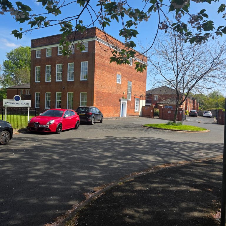 Property photo 1 of 21