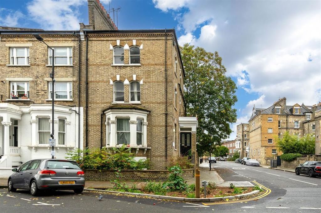 Property photo 1 of 7