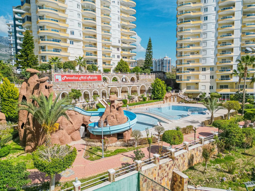 Property photo 3 of 26 Pristine Apartment In Mahmutlar, Alanya For Sale - A Choice Of Exterior Social Areas