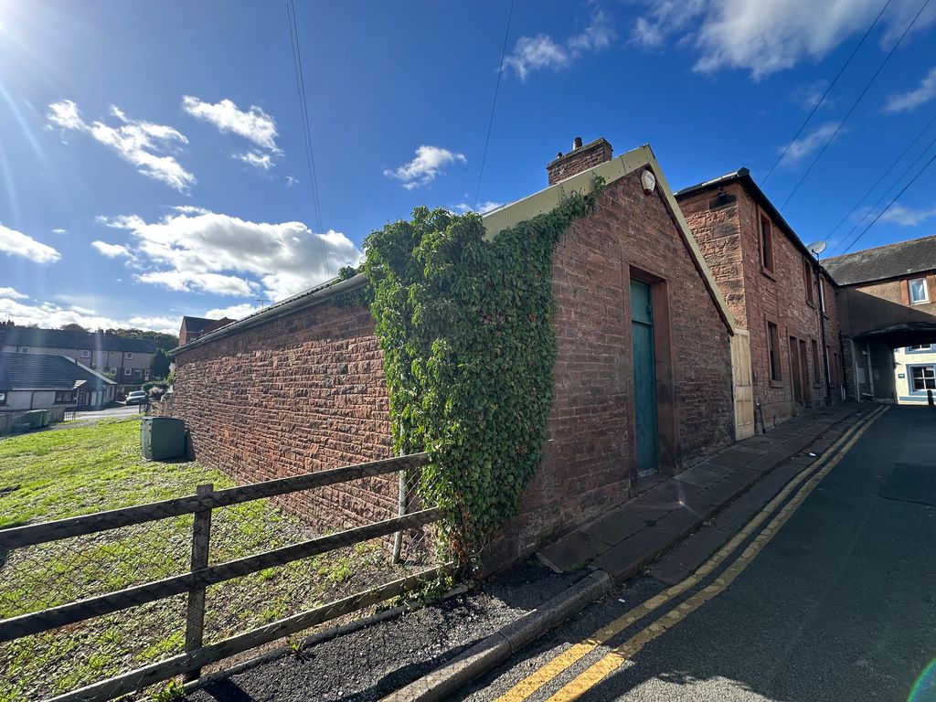 Property photo 1 of 4