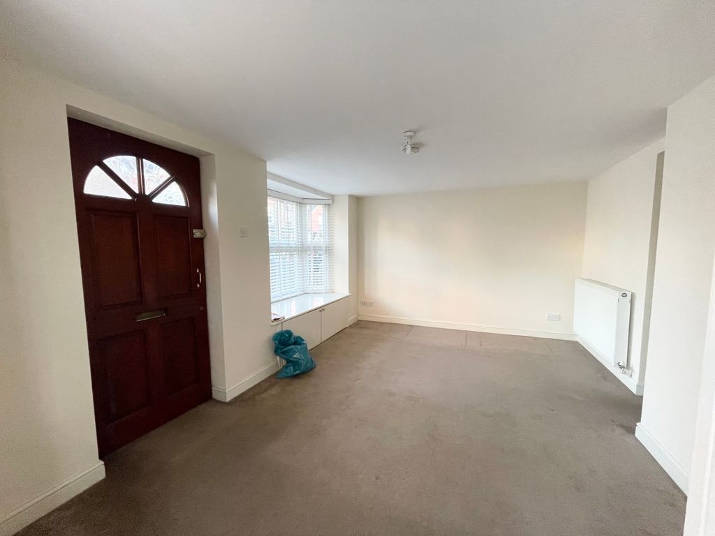 Property photo 3 of 8 Image