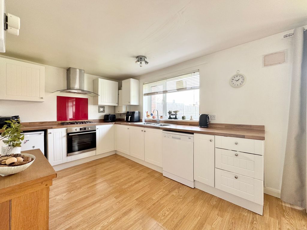 Property photo 2 of 23 Akeman Residential