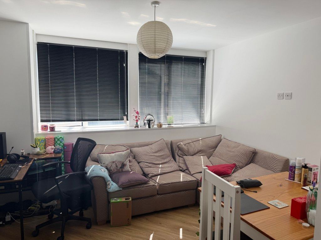 Property photo 2 of 5 Open Plan Living Kitchen Area