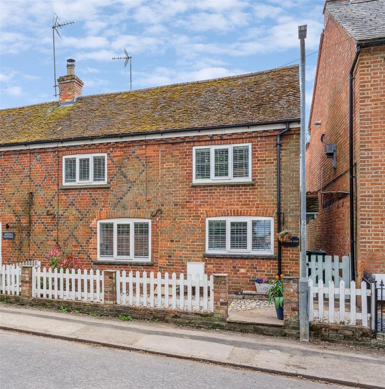 Property photo 1 of 22 High Street South