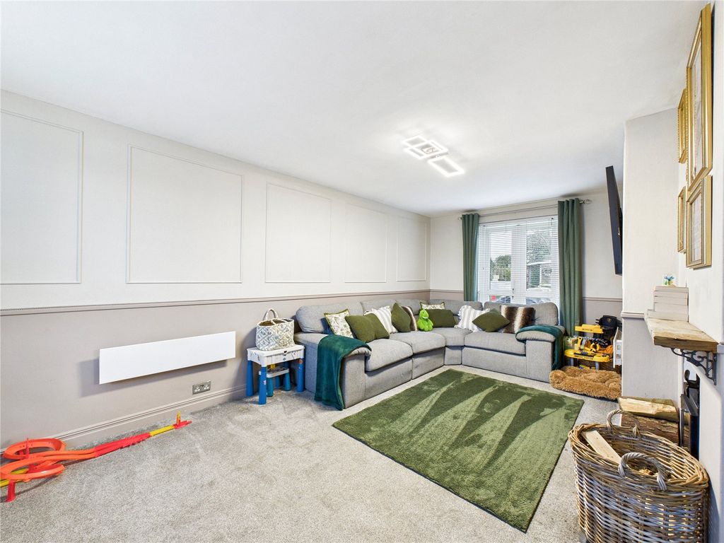 Property photo 3 of 20 Picture No. 16