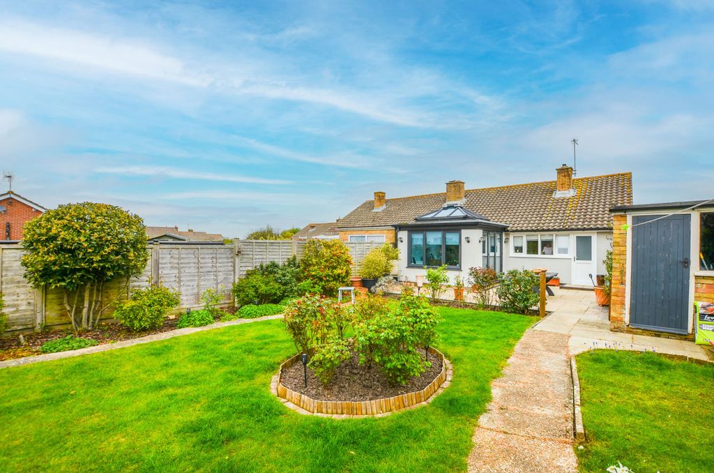 Property photo 3 of 28