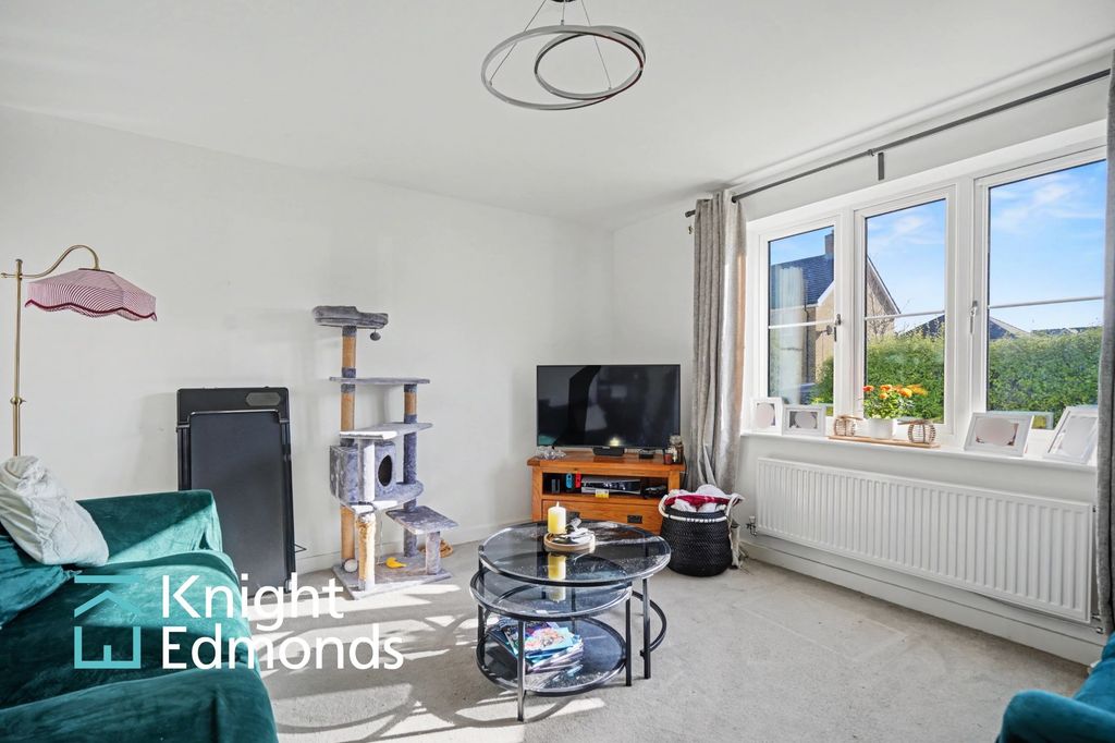 Property photo 3 of 15