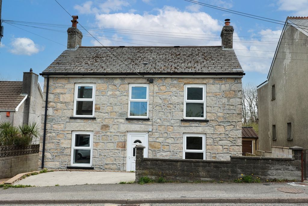 Property photo 2 of 16