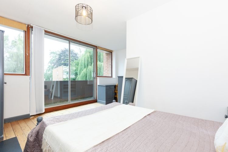 Property photo 1 of 13 203006